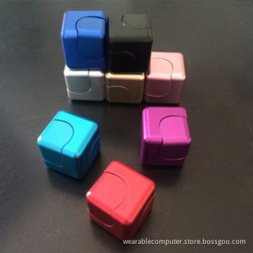 Low Price Newest Fidget Toy Magic Cube Fidget Spinner Stress Release Hand Spinner